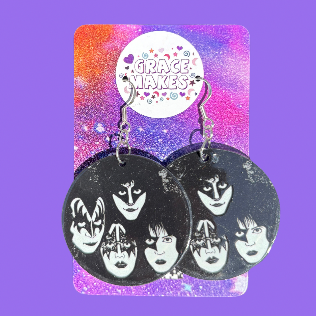 Kiss Earrings